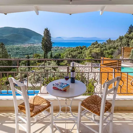 Anna Lefkas * Pondi